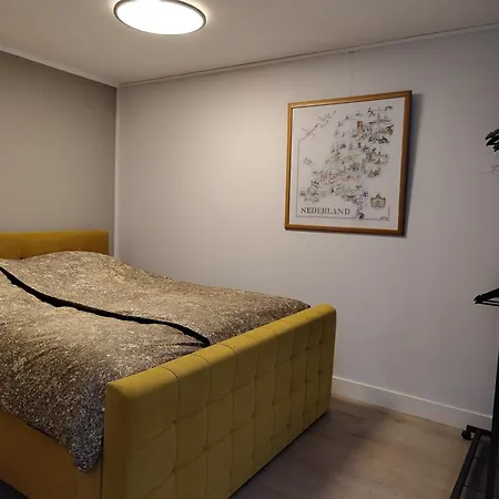 Short 33 Appartamento *